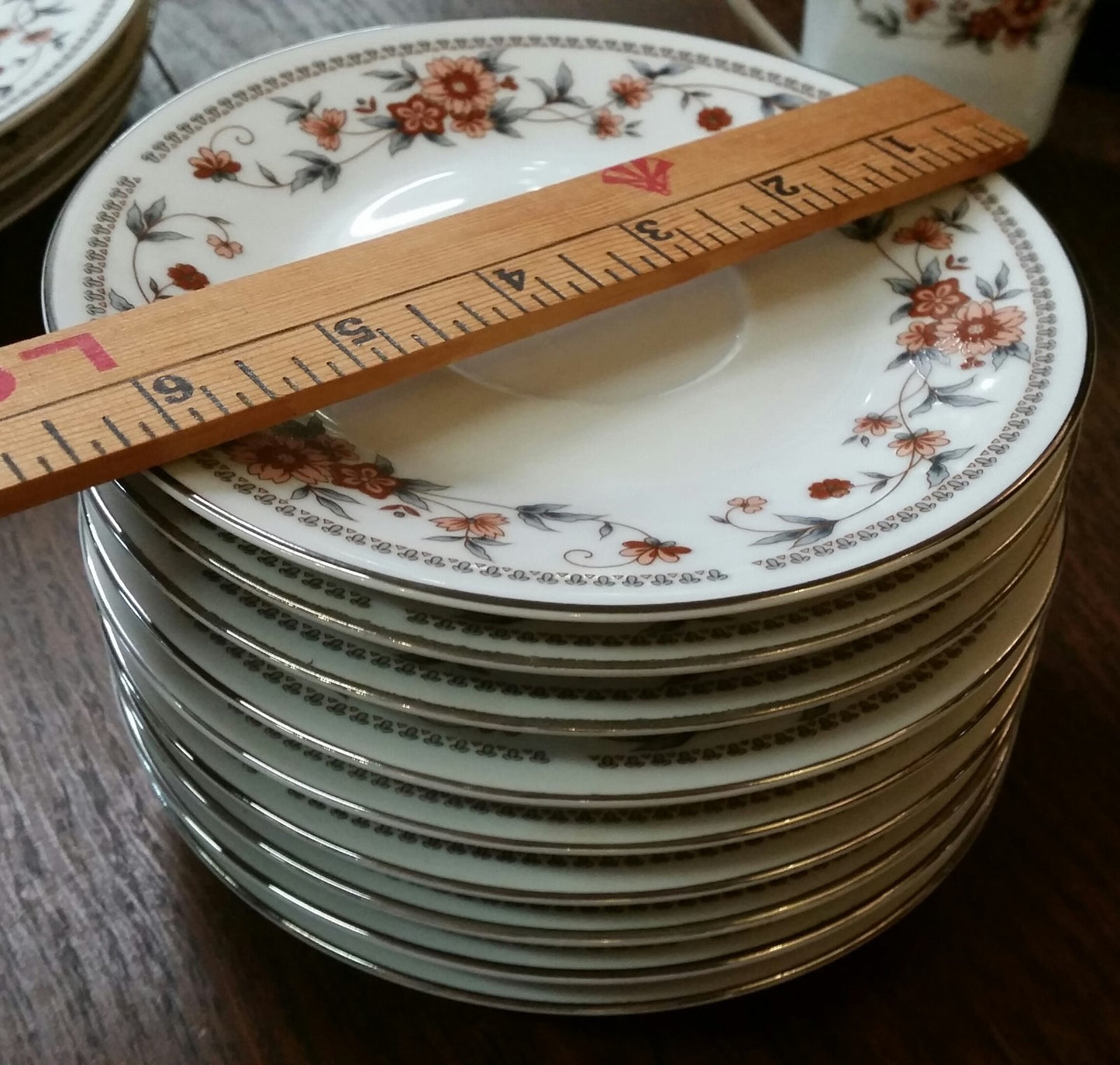 27 PC Set of Sheffield Anniversary China 10 dinner plates, 7 c/s, serving bowl