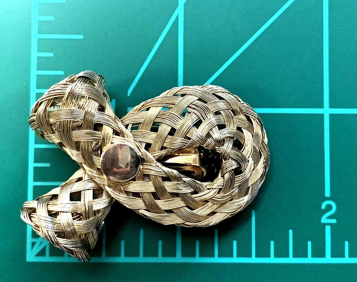 Basket Woven Gold Mesh  Clip on Vintage Earrings Swirl