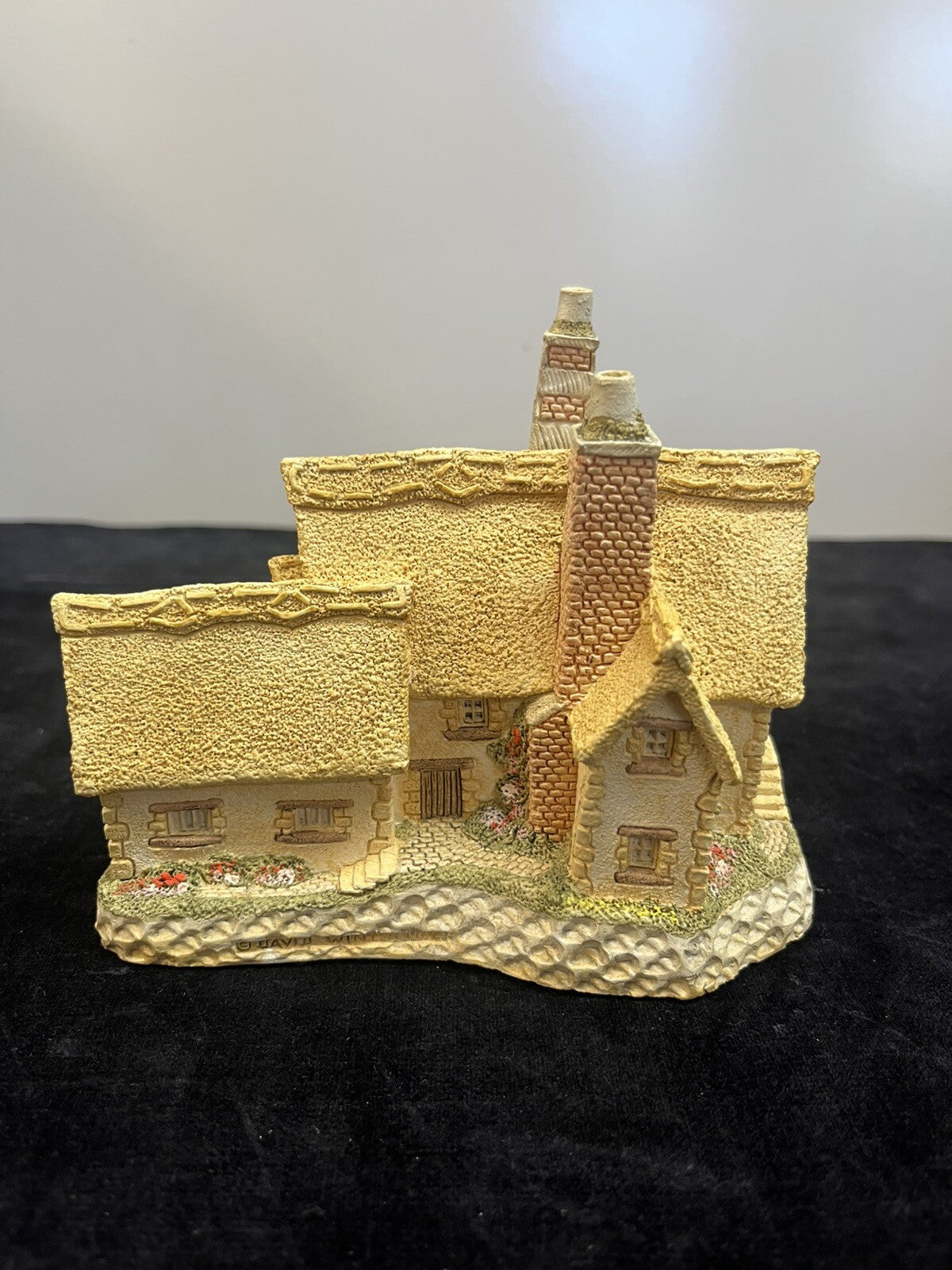 David Winter Cottages The West Country Devon Creamery w/ box