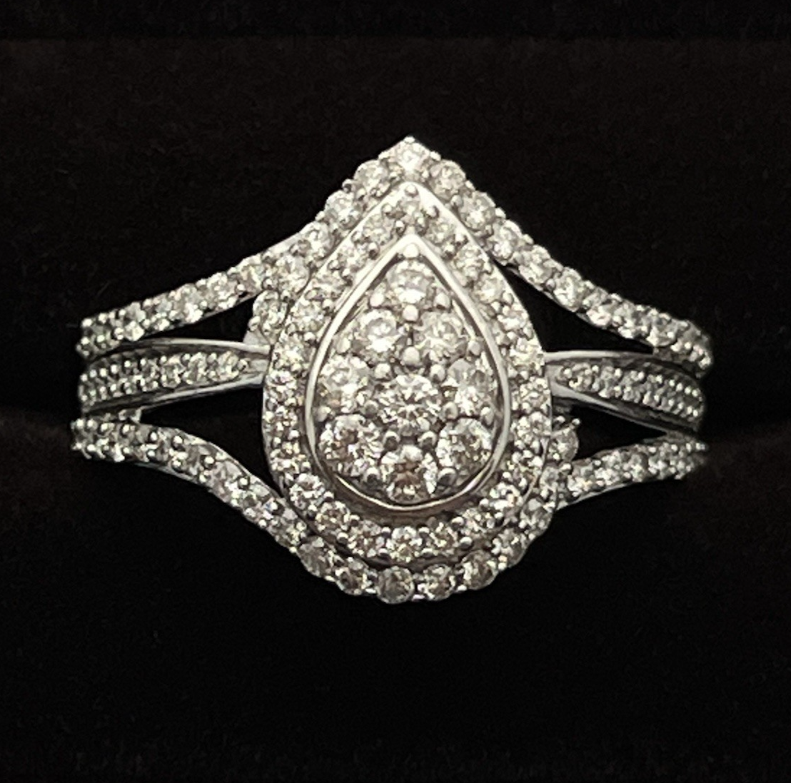 10k White Gold 1 CT TW Diamond Pear Shaped Ring 3.2g