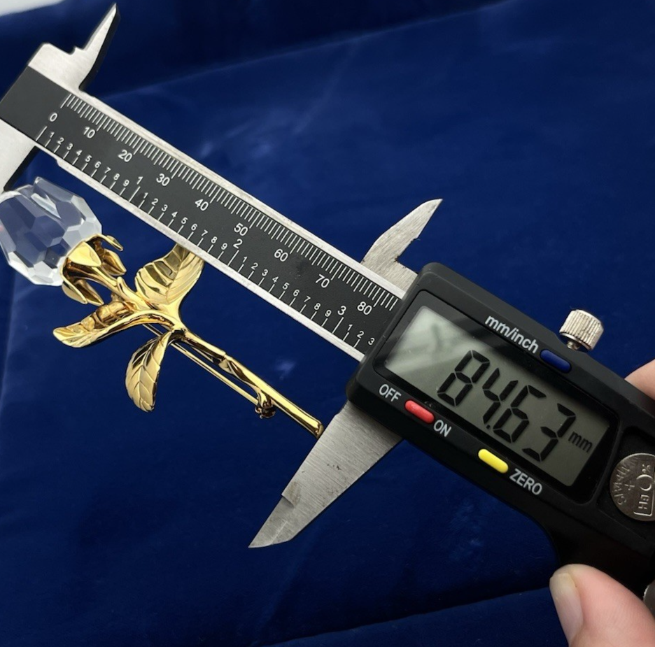 Swarovski Rose Brooch Gold Plated Clear Crystal “Memories Collection” Gorgeous!