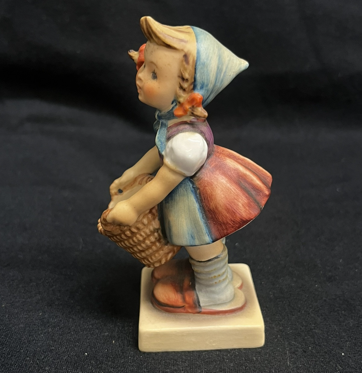 Vintage M.I. Hummel Porcelain #73 "Little Helper" Figure - W. Germany