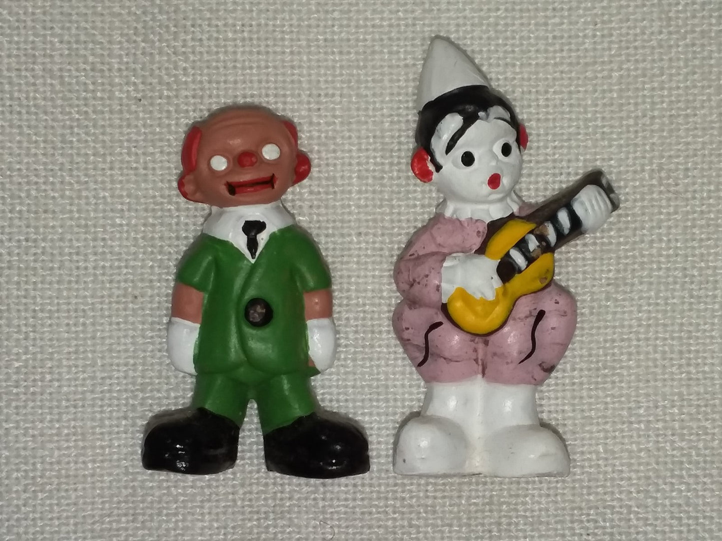 2 Spanish Mud People Terracotta Miniature Figure Clowns 2''