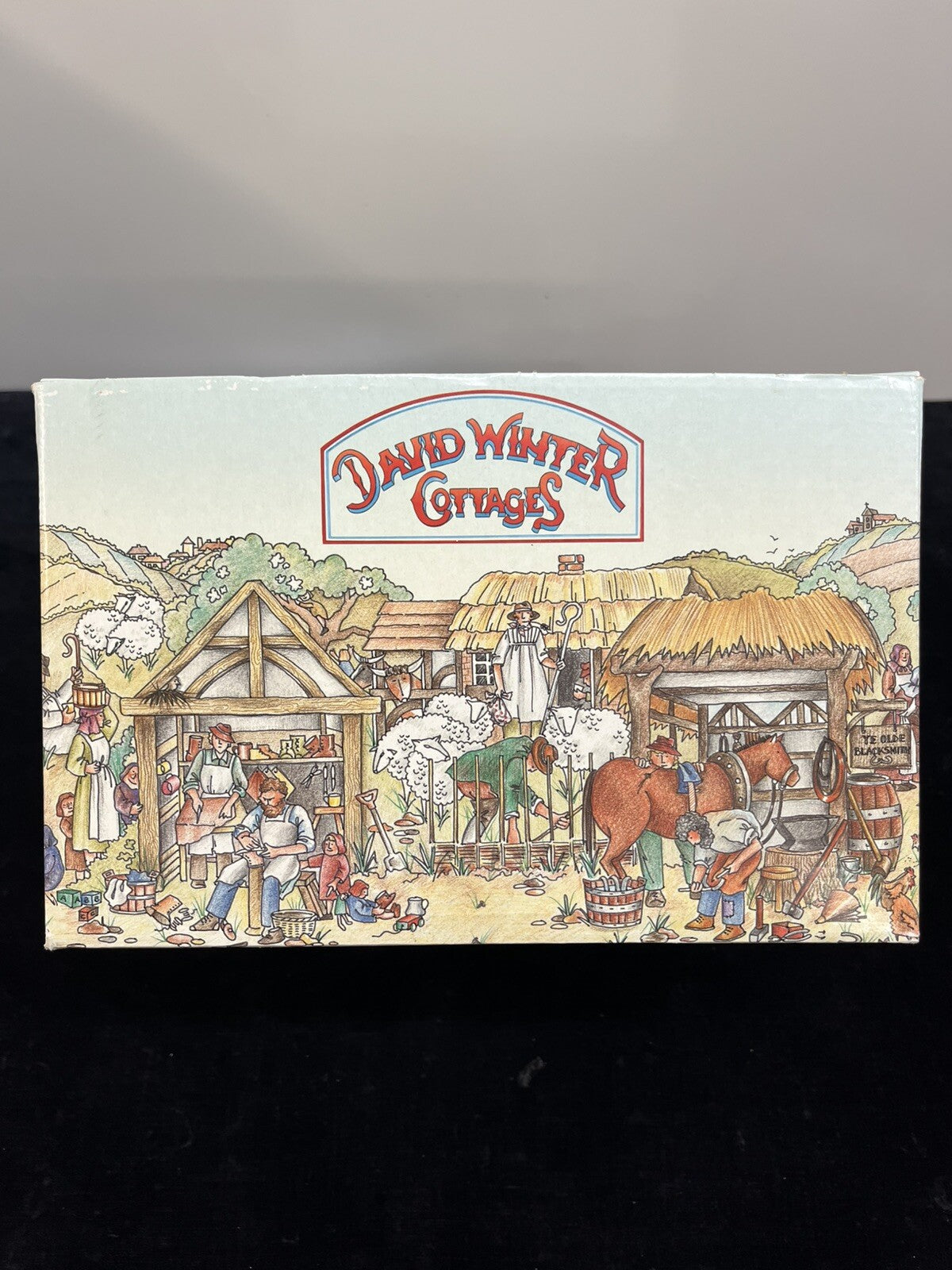 David Winter Cottages Will-o’-the-Wisp 1991 w/ COA And Original Box