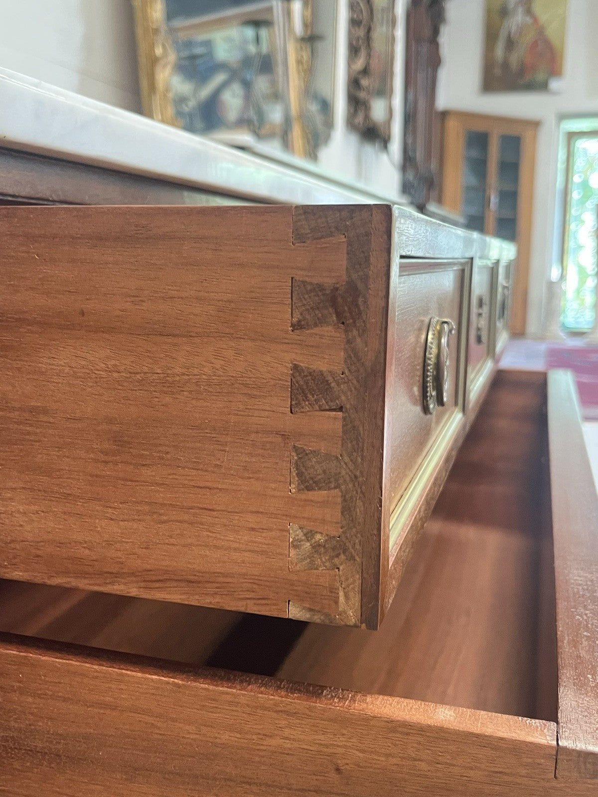 FRENCH LOUIS XVI WHITE MARBLE-TOP MAHOGANY 3-DRAWER COMMODE CHEST OF DRAWERS