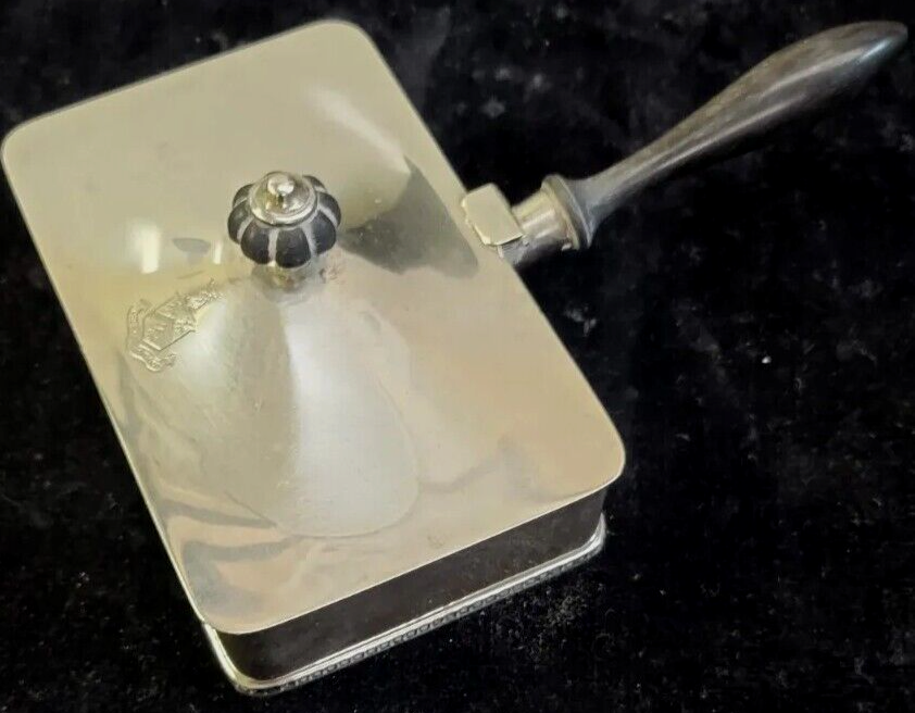 Sterling Silver Antique Bread  crumber Rogers Coat of Arms "Nos Nostraque Deo"