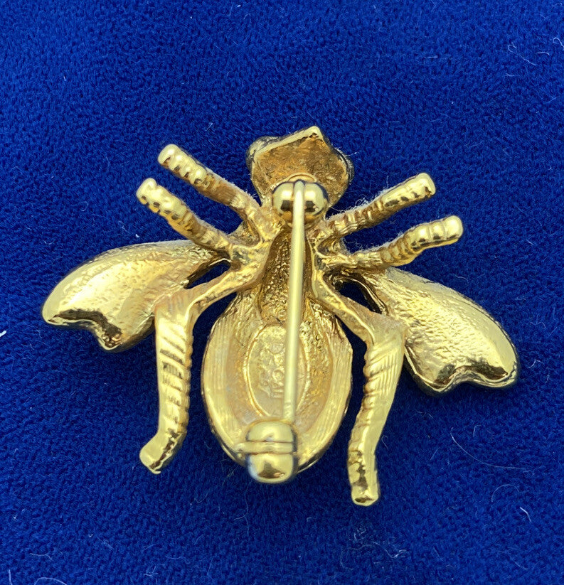 Joan Rivers  swarovski   crystal pave  bee pin brooch  1 1/4  inches