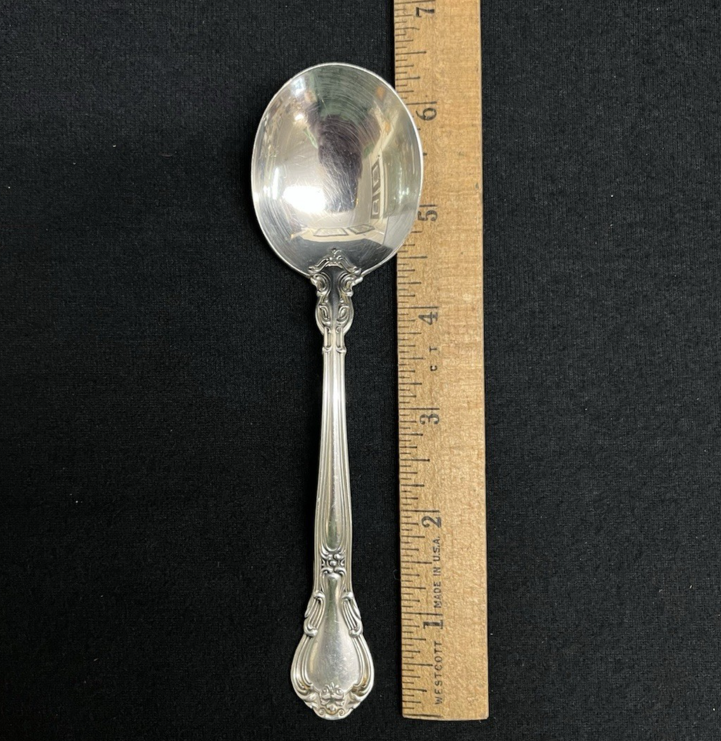 Chantilly by Gorham Sterling Silver 36.97g Round Cream Soup Spoon  6 1/4"