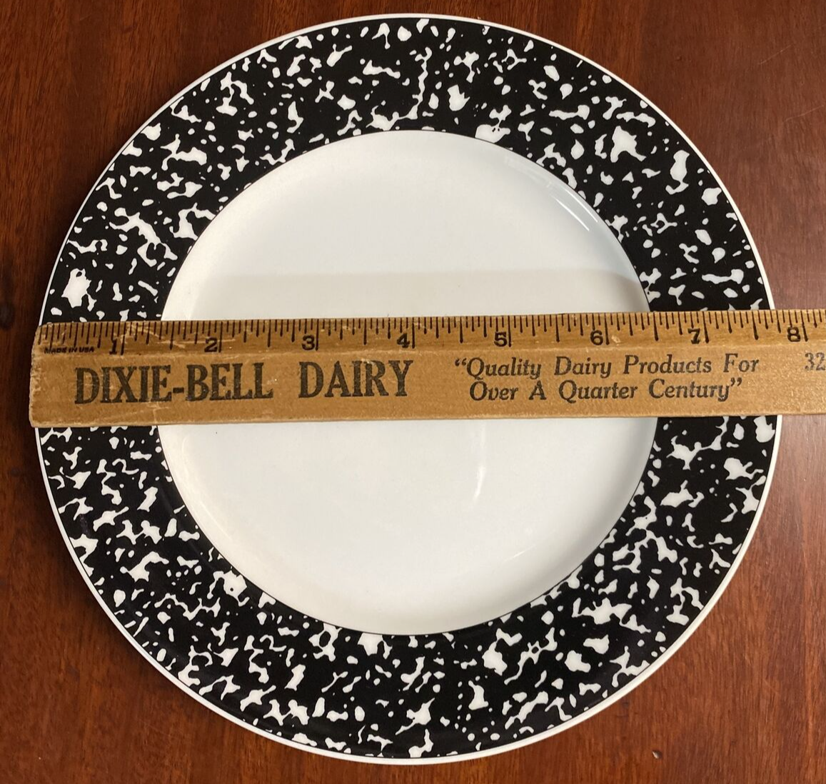 Sasaki “School House” Black & White Place Setting Dish Set Of 4