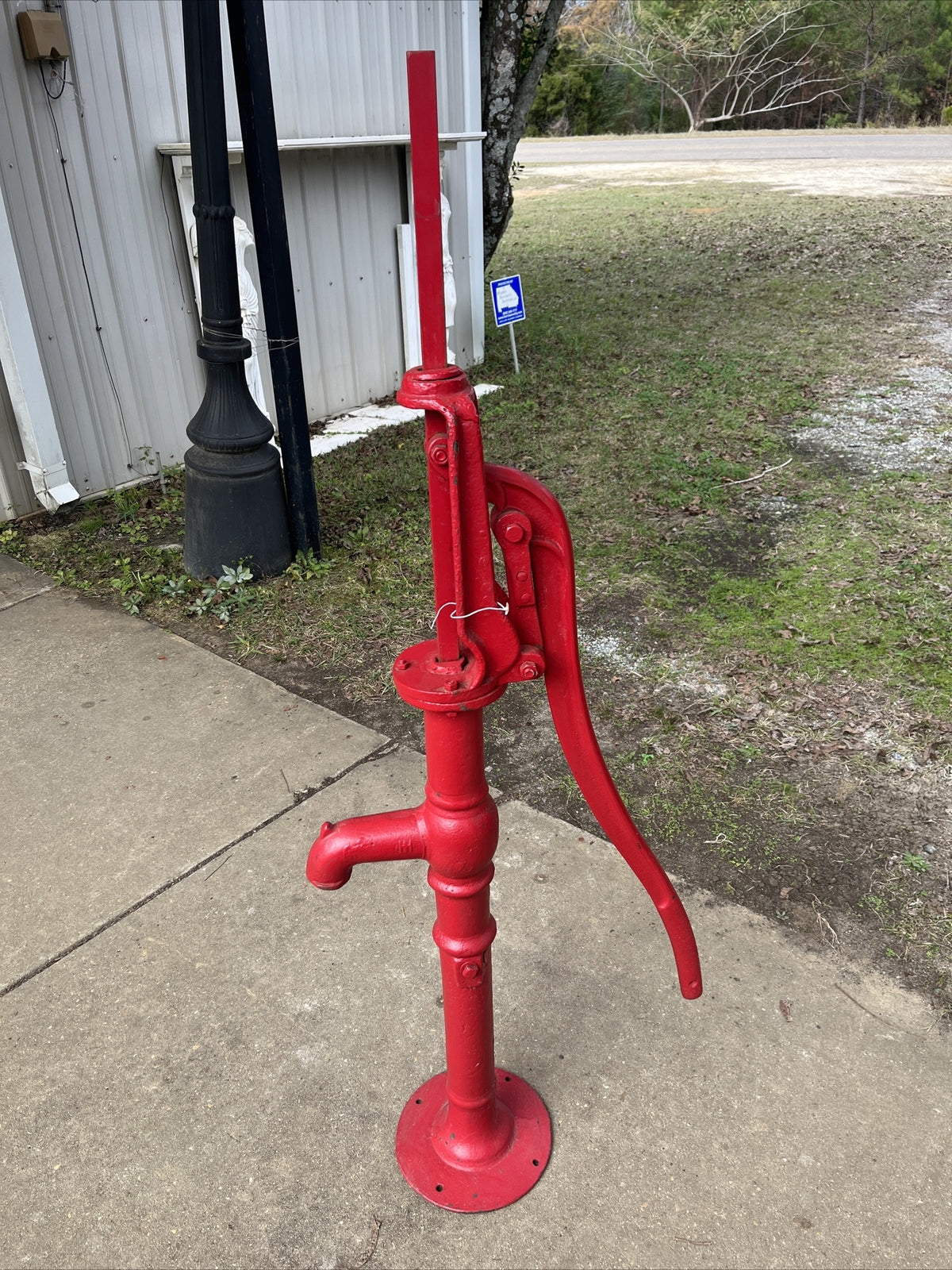 Vintage Red Challenge Co Batavia ILL Cast Iron Antique Hand Water Well Pump