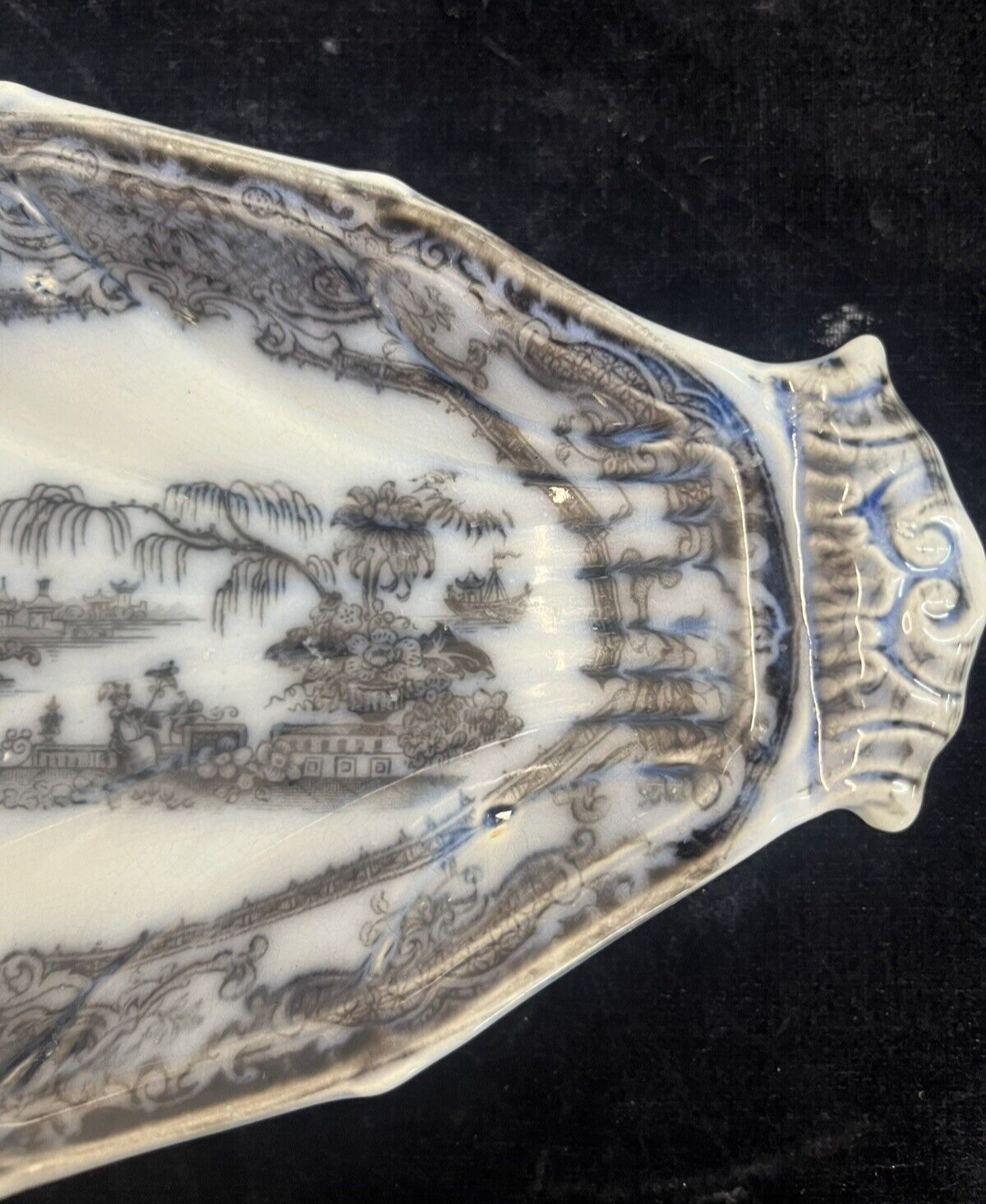 Mulberry Ironstone China "Corean" 1850s Shell Relish Dish