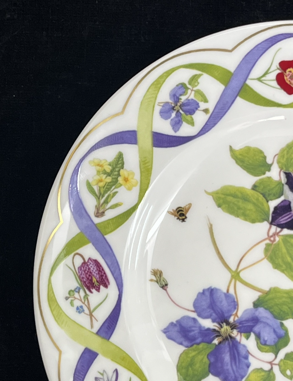 Wedgwood "The Flower Artists of Kew" Clematis Plate - 8.25"