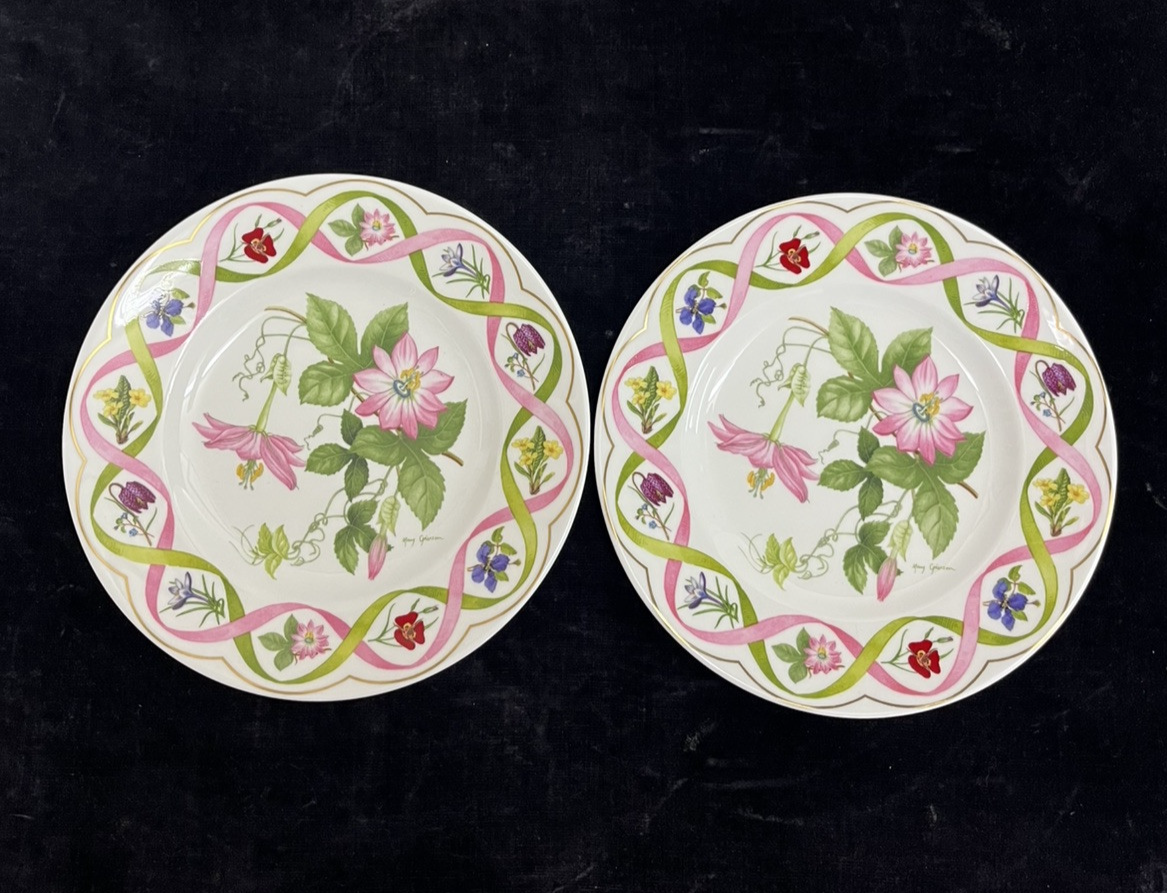 Wedgwood "The Flower Artists of Kew" Pink Passionflower Plates Set of 2 - 8.25"