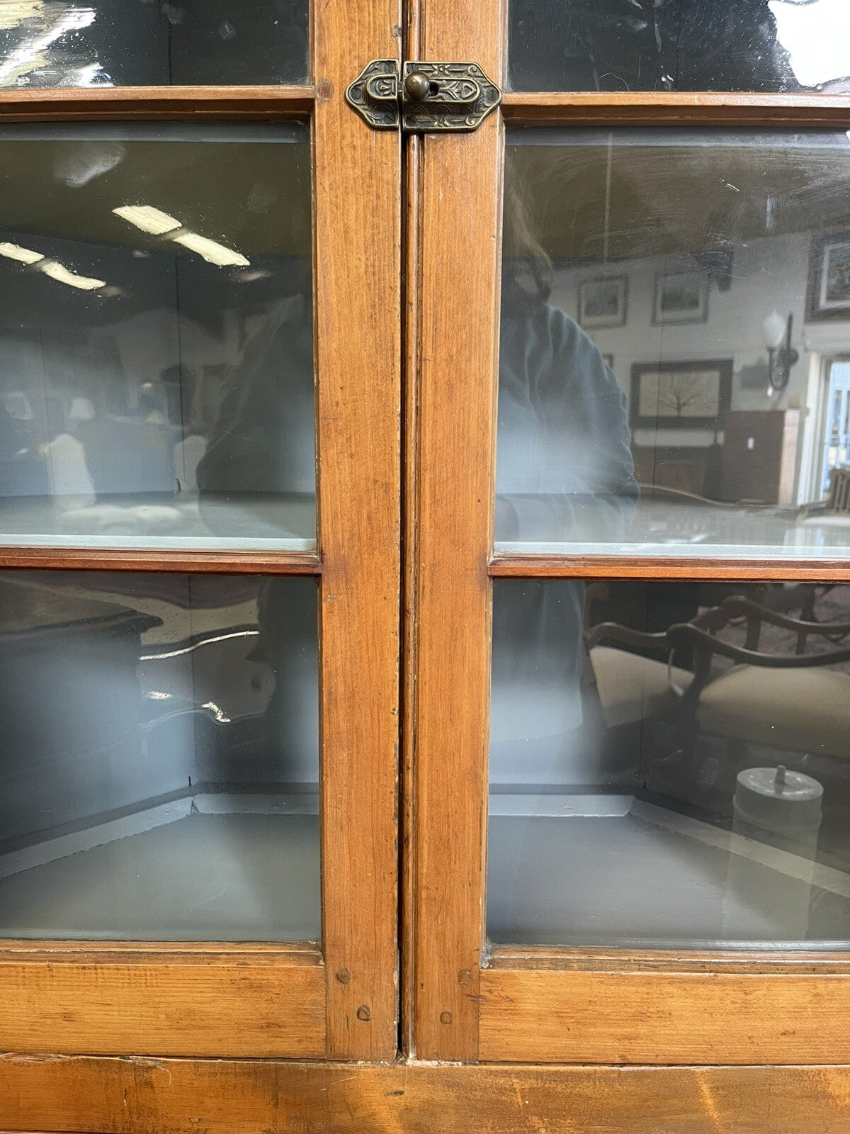 AMERICAN FEDERAL PINE & MAPLE CORNER CUPBOARD 81.5" High