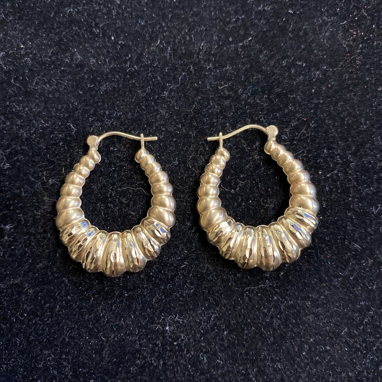 14K Yellow Gold Hoop Earrings 2.4g