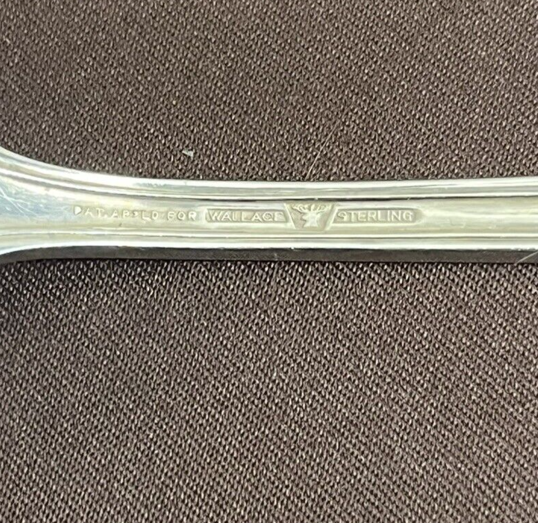 Rose Point by Wallace 46.7g Sterling Silver 7" Dinner Fork  Flatware