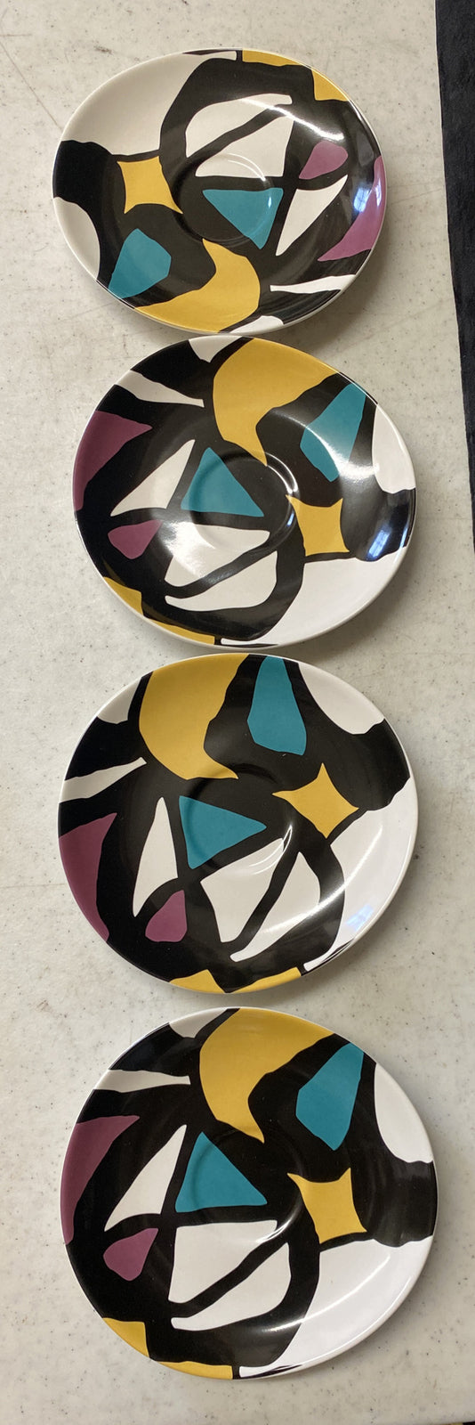 Diane Von Furstenberg Espresso Coffee Tea Cup & Saucer Set of 4 NIB BH83