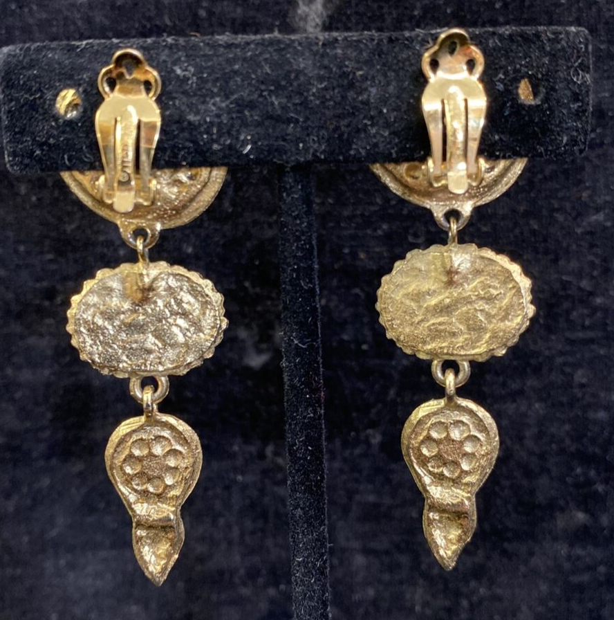 Vintage GIVENCHY Pearl Gold Tone CLIP EARRINGS