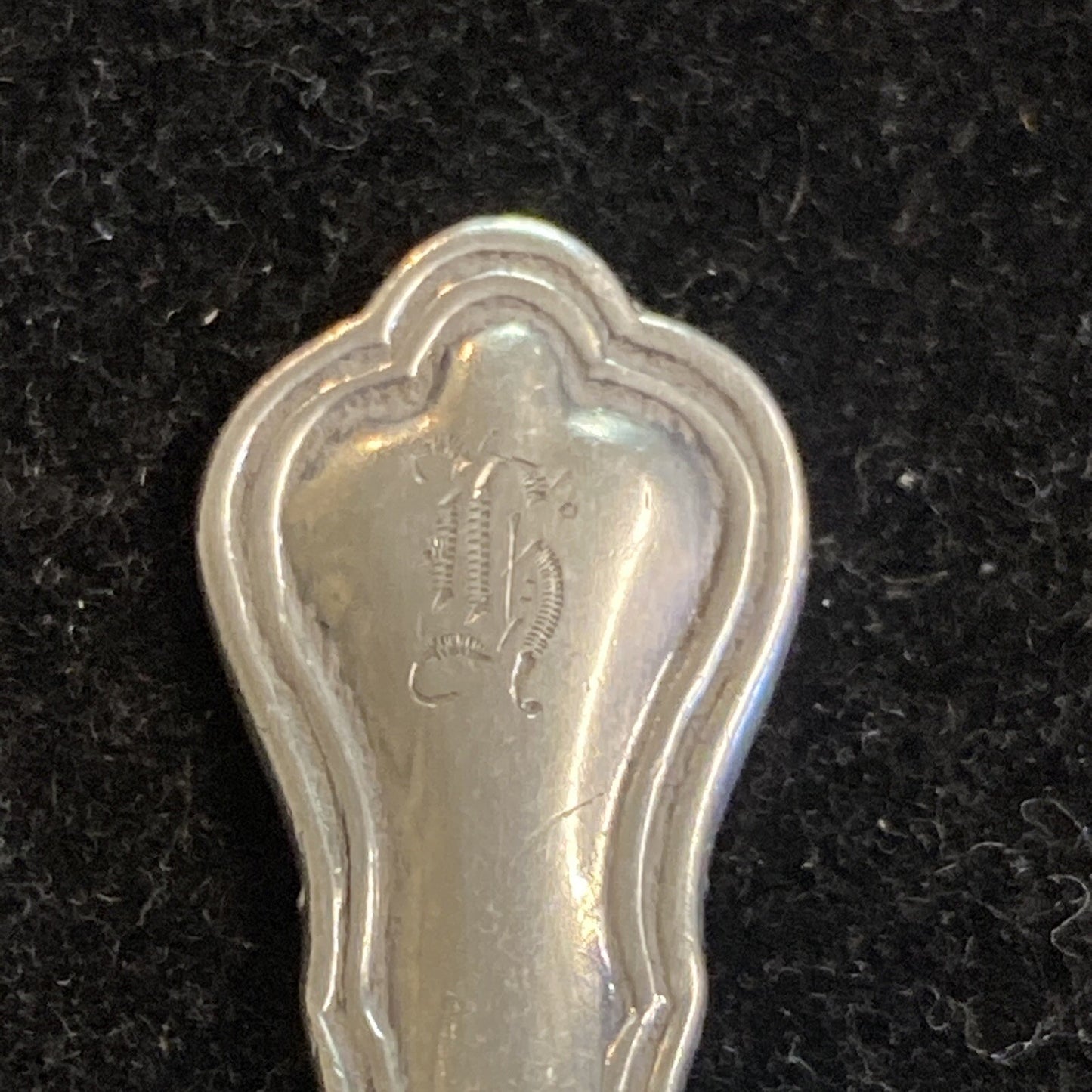 P.W. Ellis & Co. "Chippendale" 5" Sauce Ladle 16.5g Monogrammed 1922