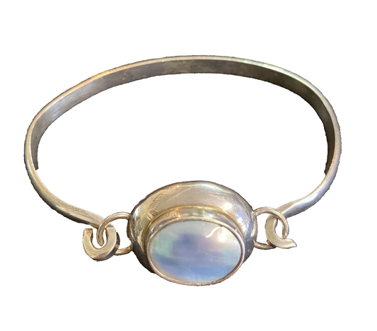 Handmade VTG Sterling & Gray Moby Pearl Bangle Bracelet Sz. 7 25.4g TESTED JM7