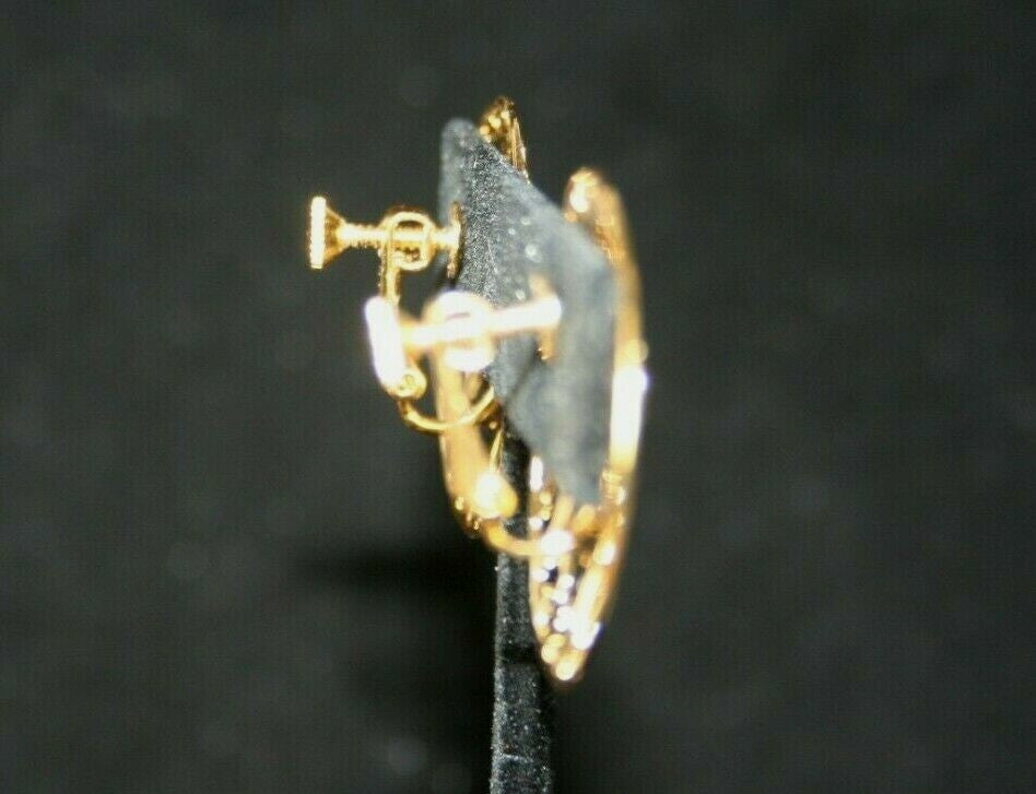 1980s Napier Filgree Round clip screwback earrings Goldtone 1.5"