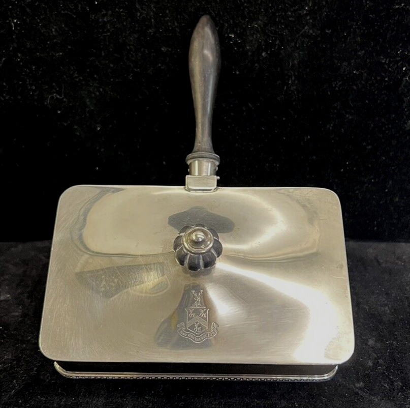 Sterling Silver Antique Bread  crumber Rogers Coat of Arms "Nos Nostraque Deo"