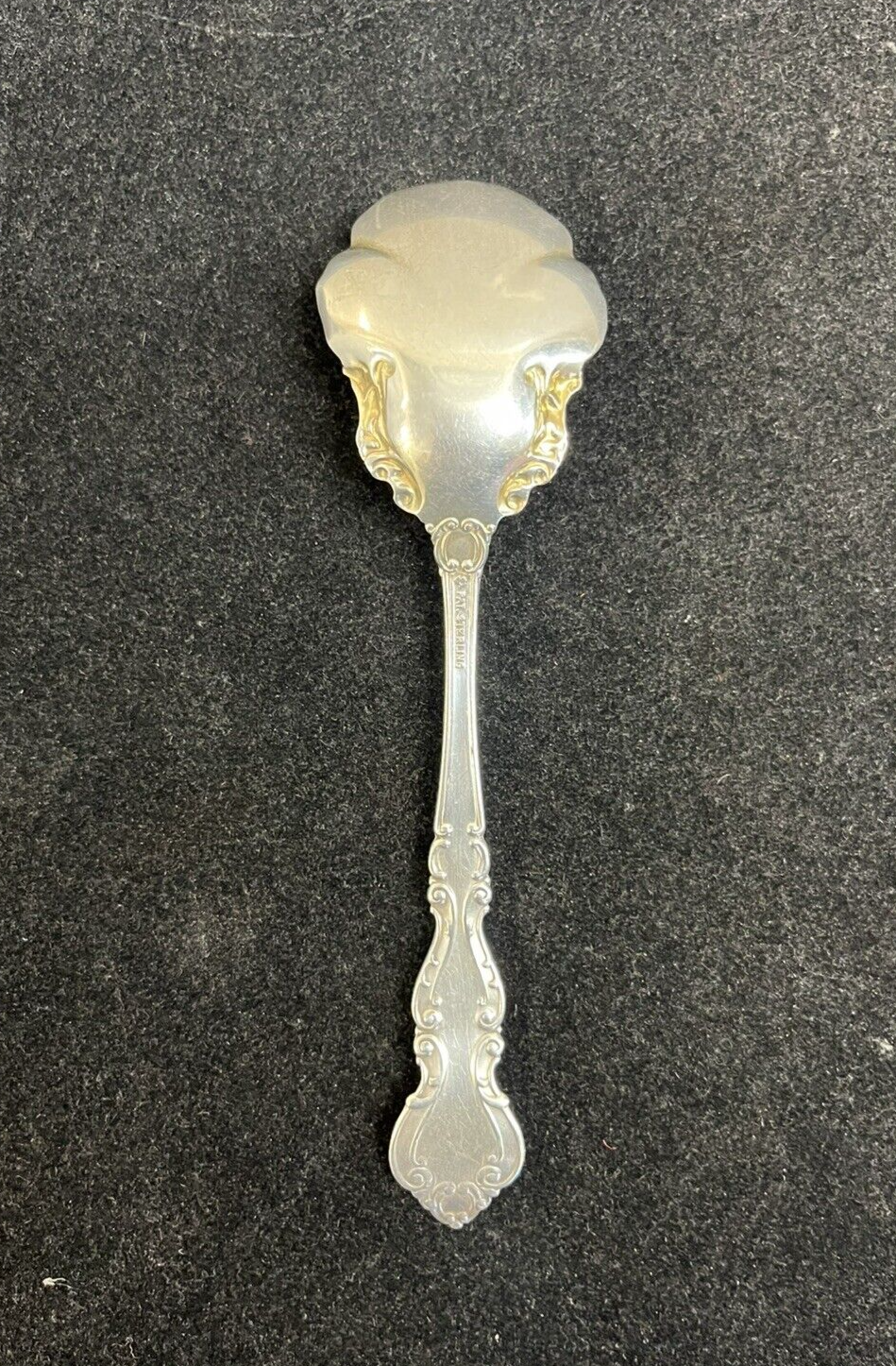 Pat. Sterling Silver Warwick Sugar Shell Spoon 21.9g