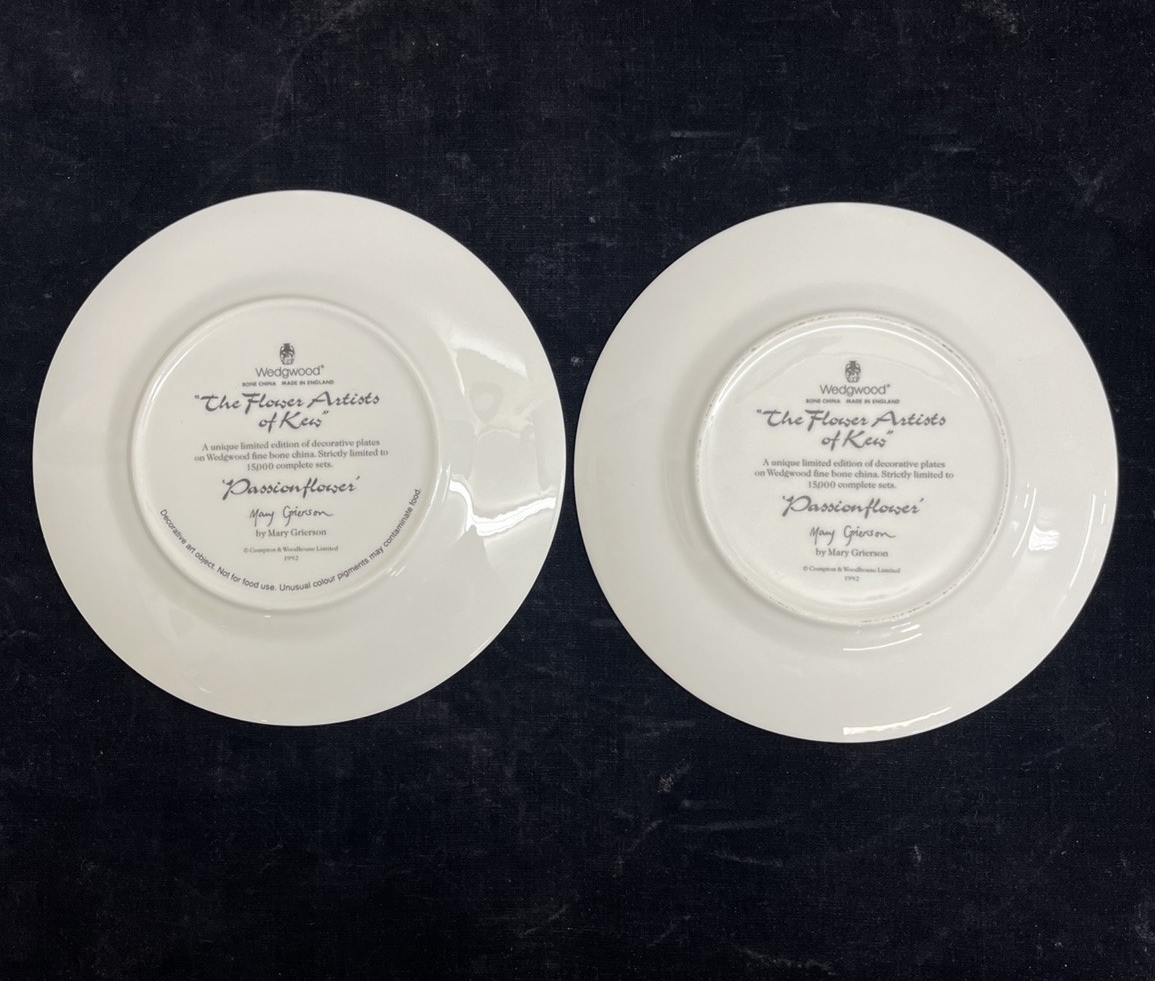 Wedgwood "The Flower Artists of Kew" Pink Passionflower Plates Set of 2 - 8.25"