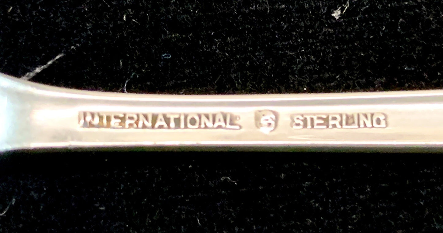 International Sterling Silver Spring Glory Bouillon Round Bowl Soup Spoon 5.75"