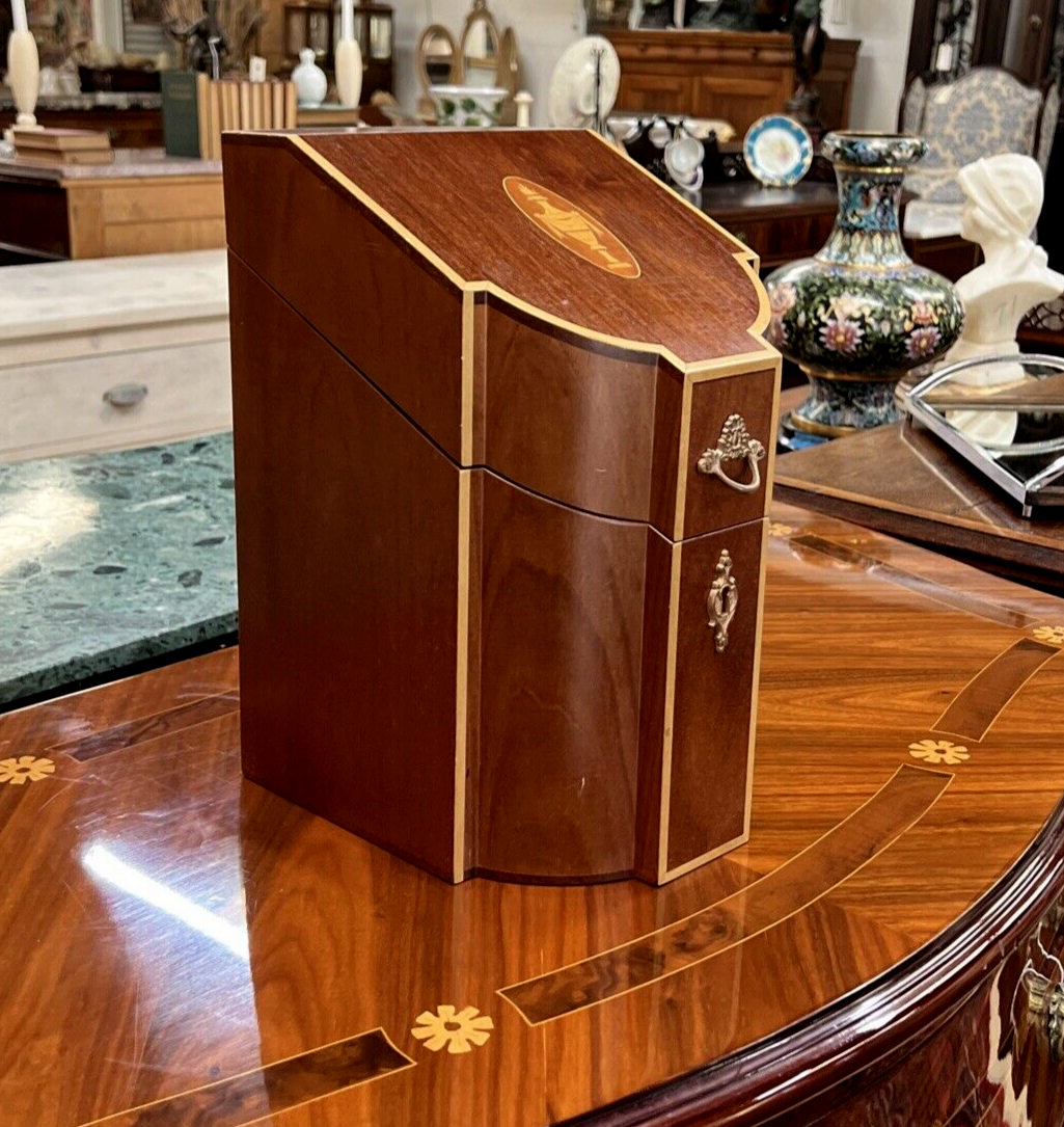 Neoclassical Hepplewhite style Open Mahogany Knife Box Storage