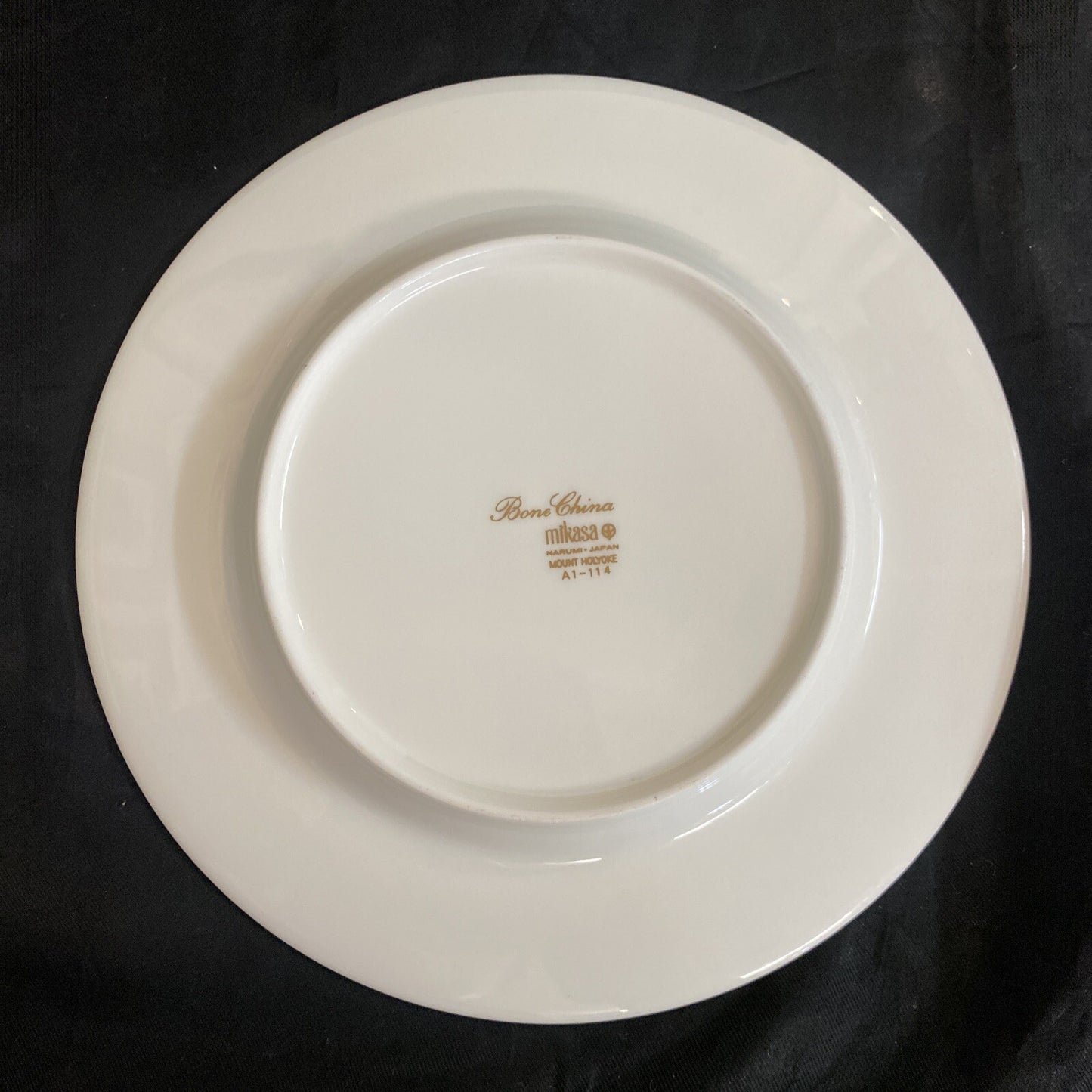 MIKASA Bone China Mount Holyoke 6-1/2" BREAD & BUTTER PLATE