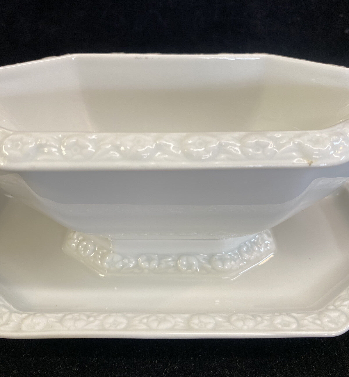 Rosenthal Classic Rose Maria White Gravy Boat with Attached Underplate
