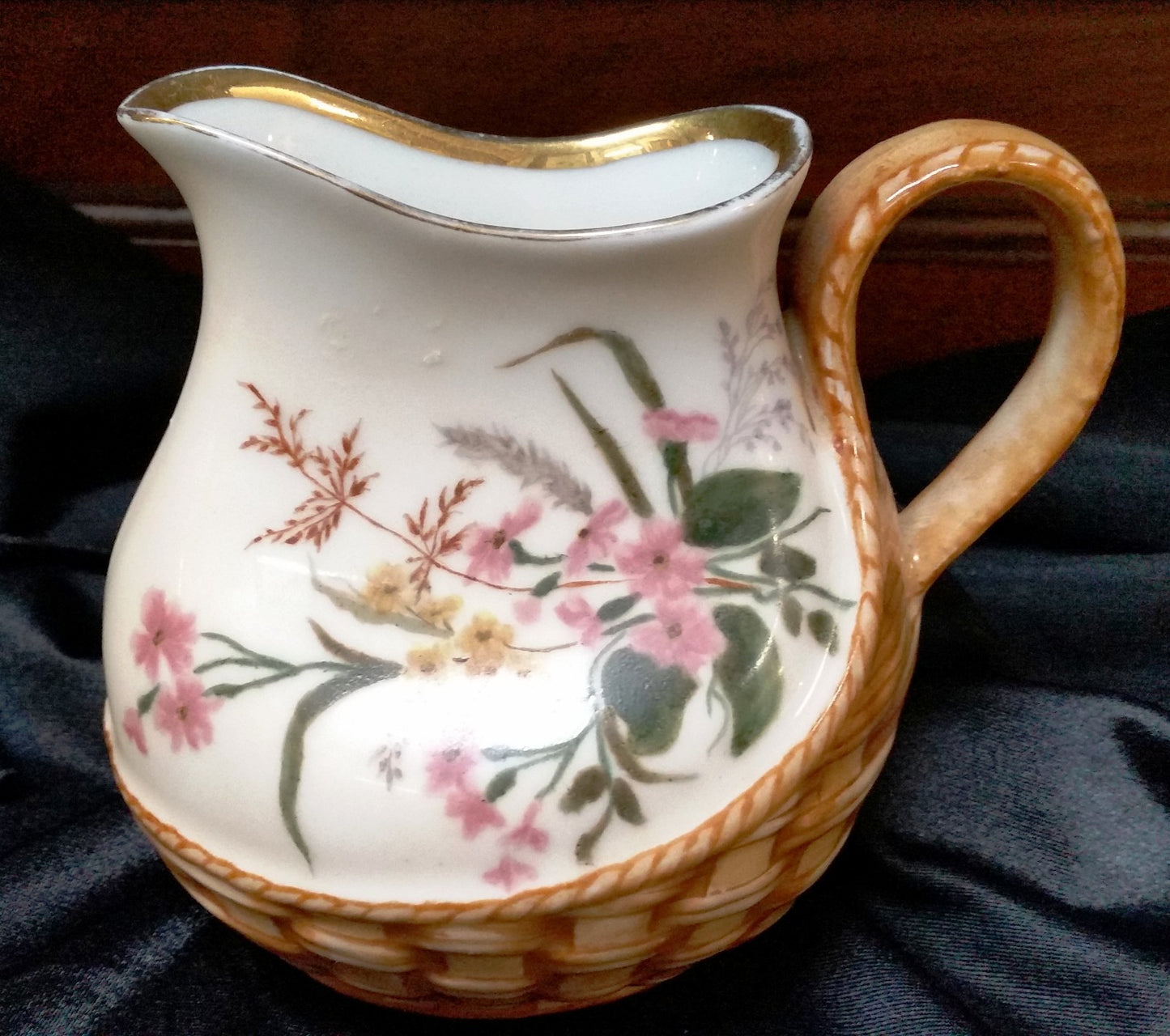 1884 Haviland Limoges Basket Weave Creamer Osier Blank Floral H3427 Gold Trim