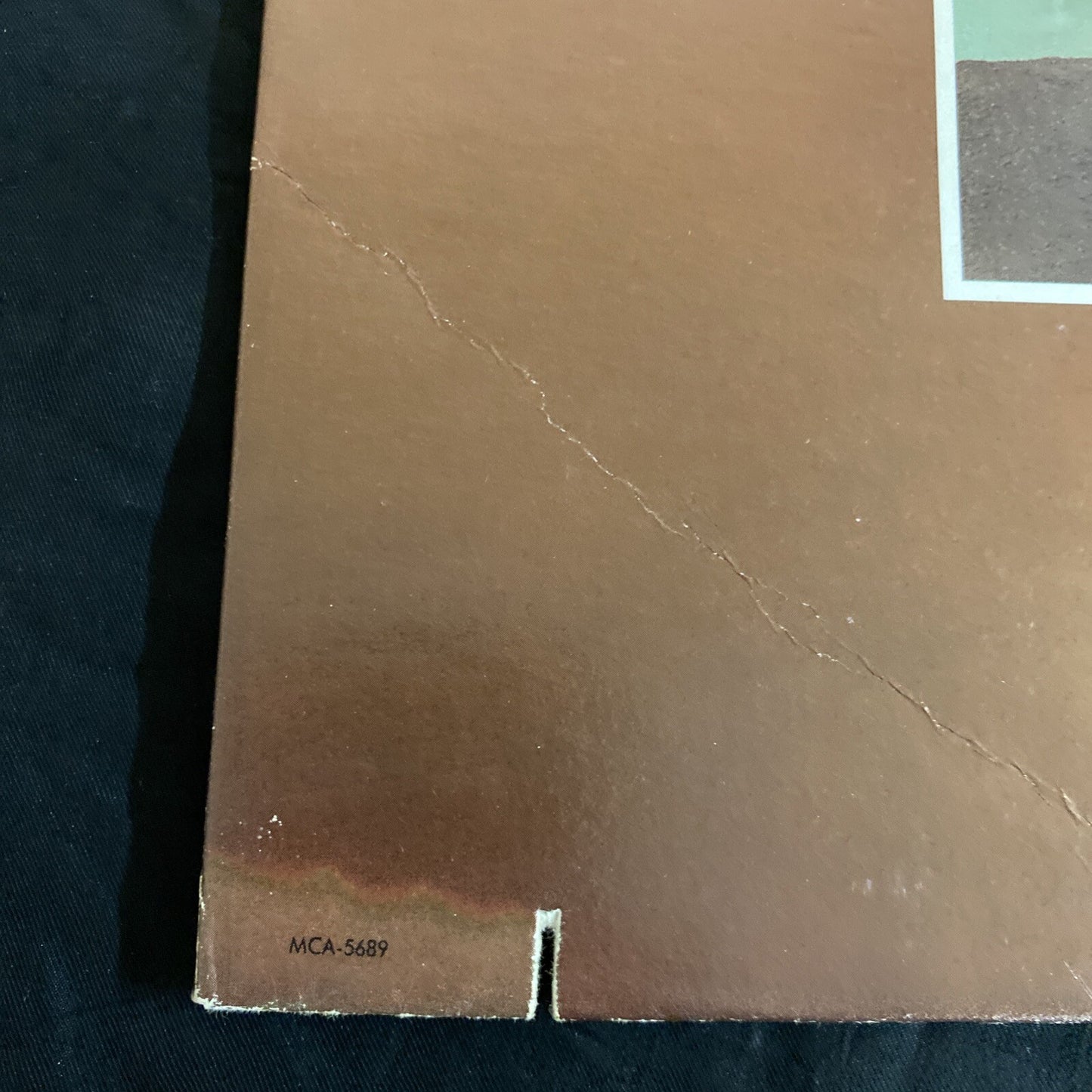 Larry Carlton "Alone/But Never Alone" 1986 MASTERS SERIES MCA-5689 NM/VG+