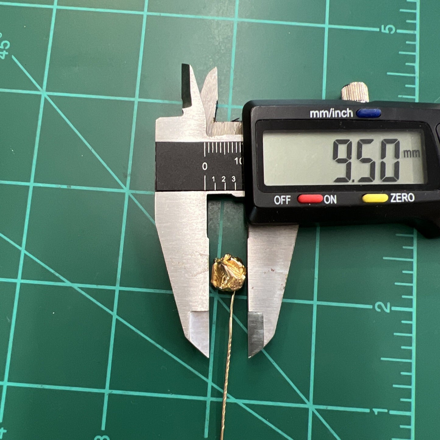 14 Karat Yellow Gold Björn Weckström Nugget Stickpin 1986 Lapponia Finland