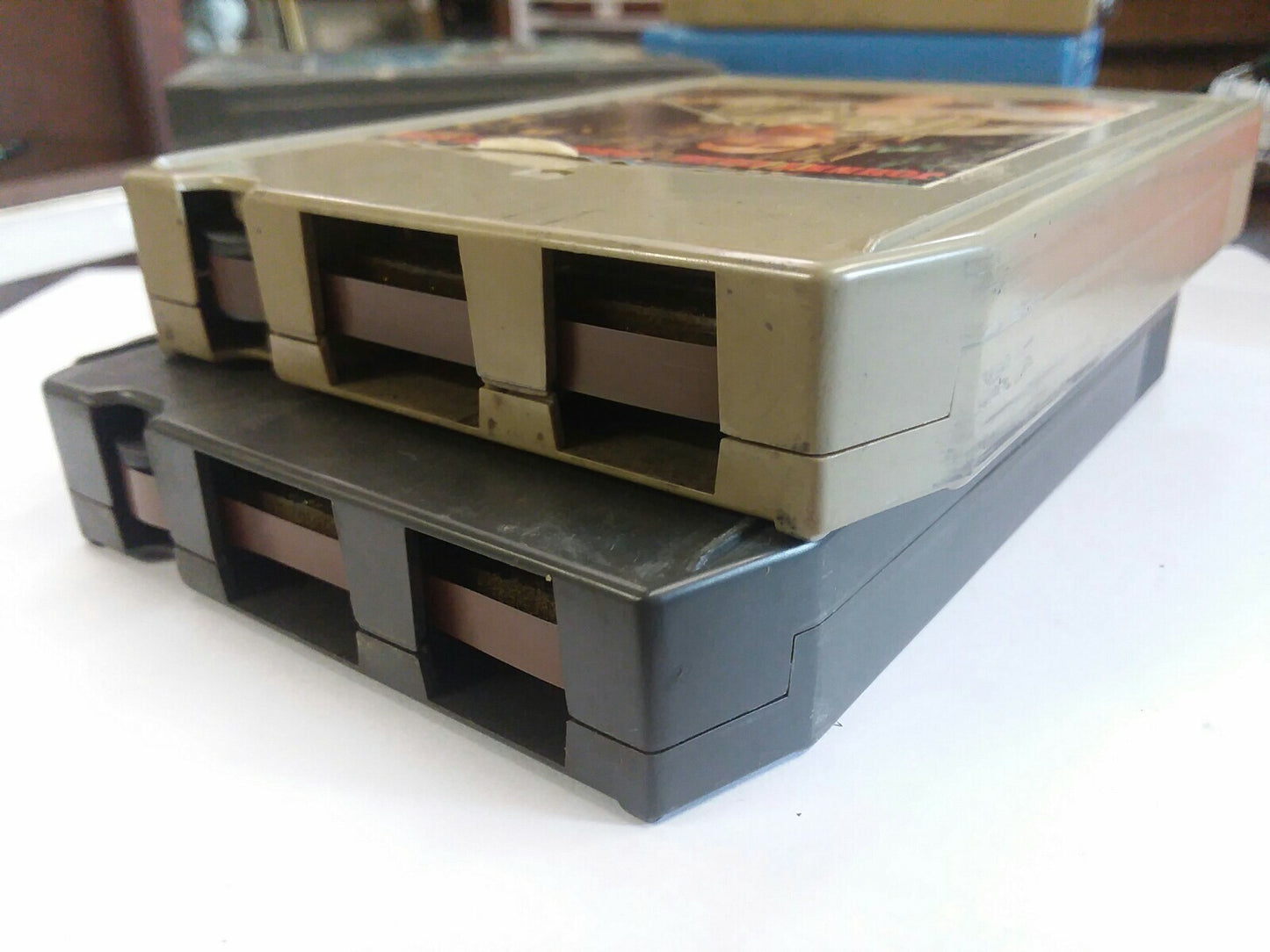 Pair JOHNNY CASH & HIS GREATEST HITS II & Songs of our soil Untested