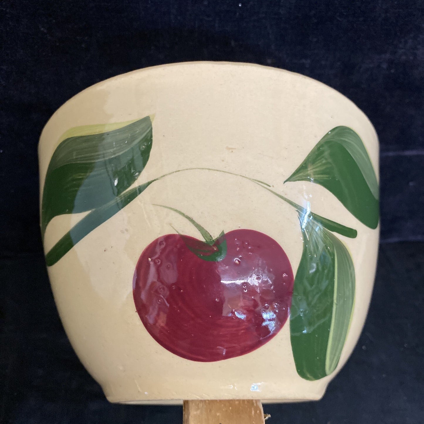 Watt Ovenware USA Apple 4 1/8" Bowl #63