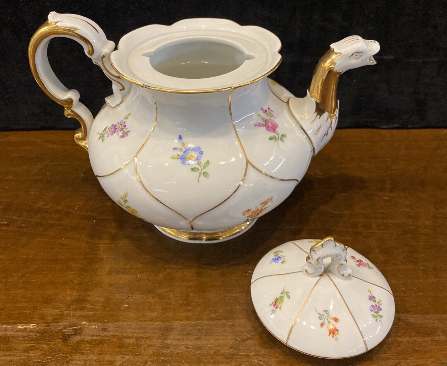 Meissen “Strewn Flower” Teapot Creamer Sugar Coffee & Tea Service Set of 7