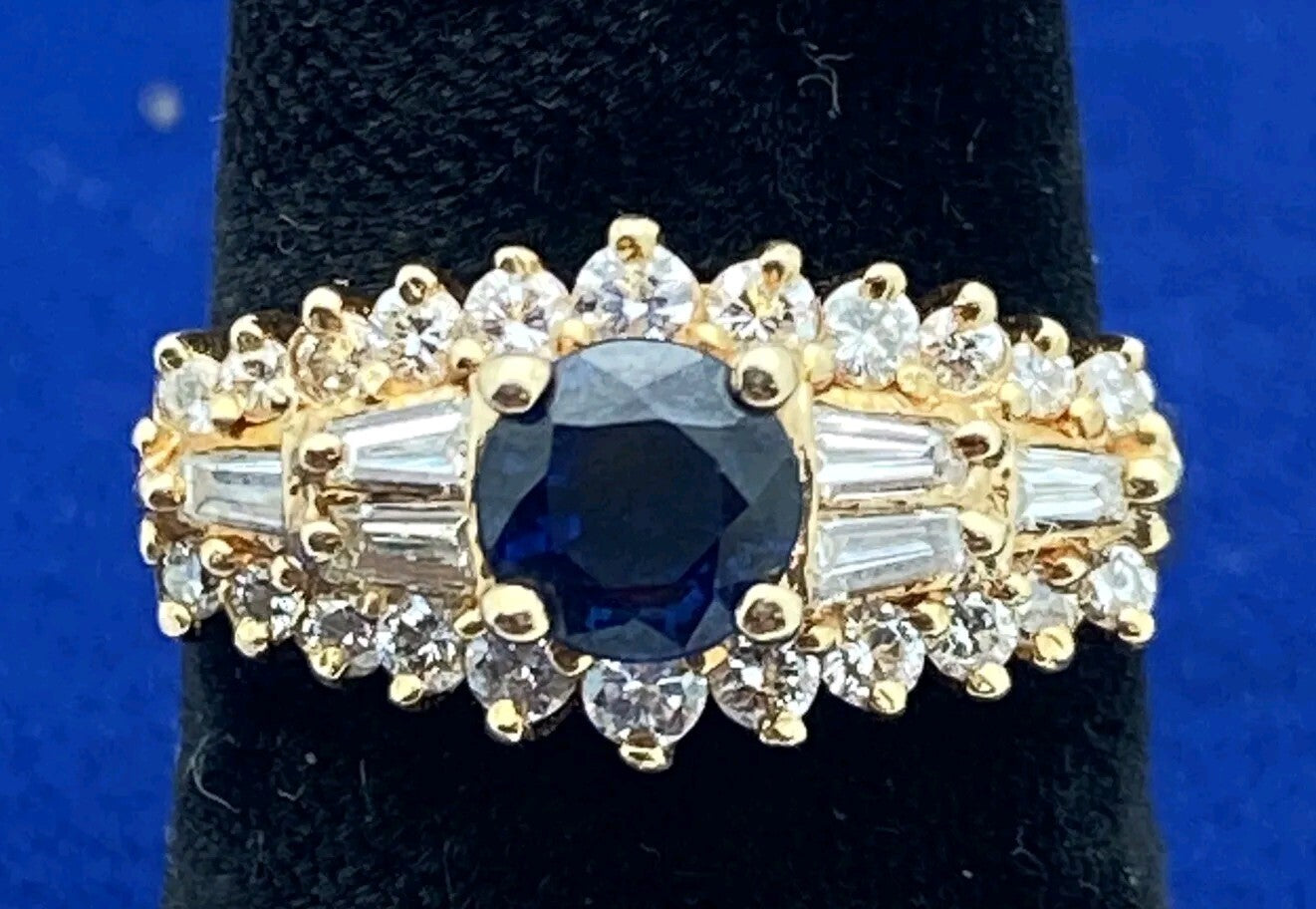 Vintage 14k gold Sapphire and Diamond  Ring Size 6.25 5g total 27 diamonds