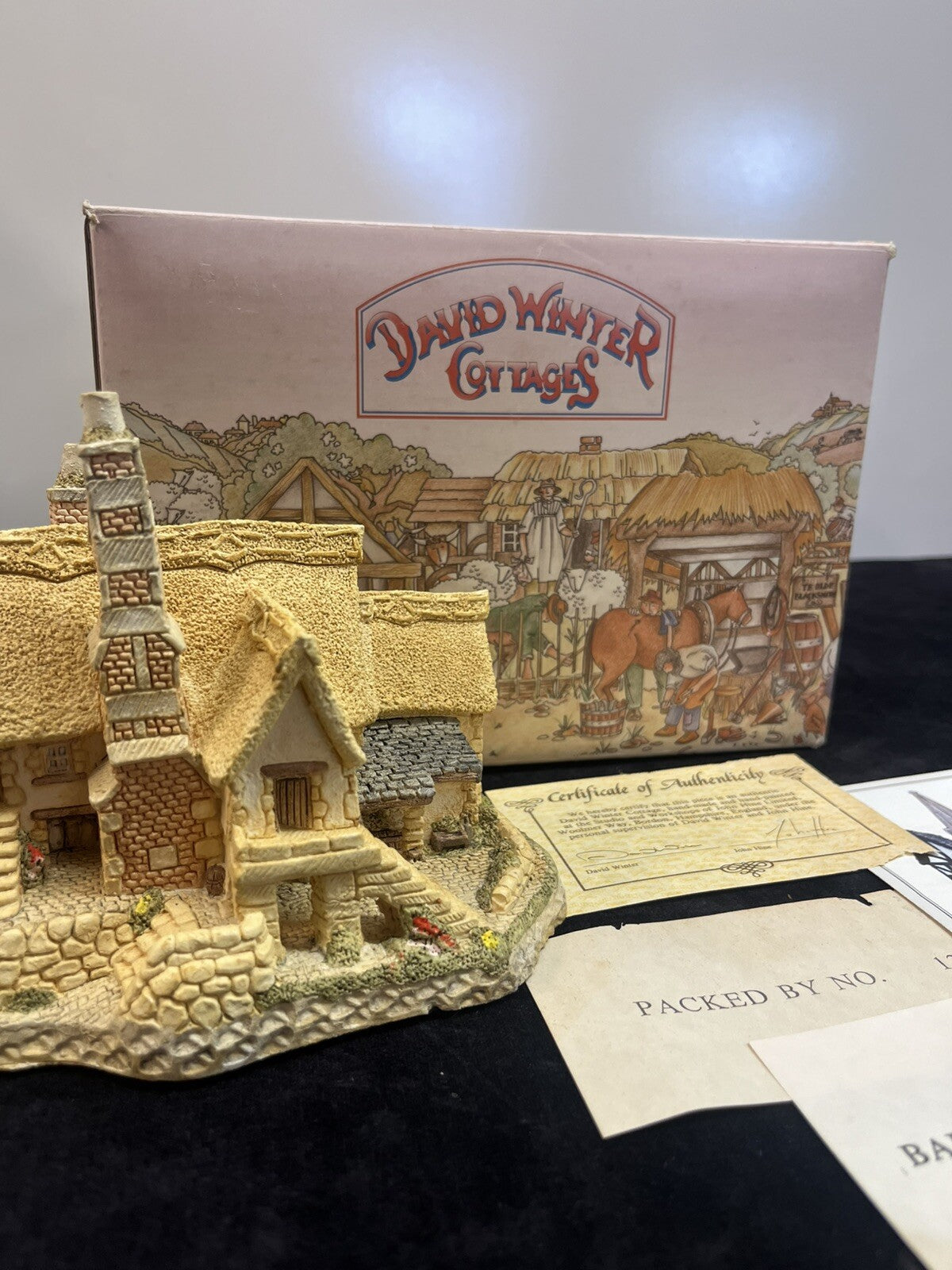 David Winter Cottages The West Country Devon Creamery w/ box