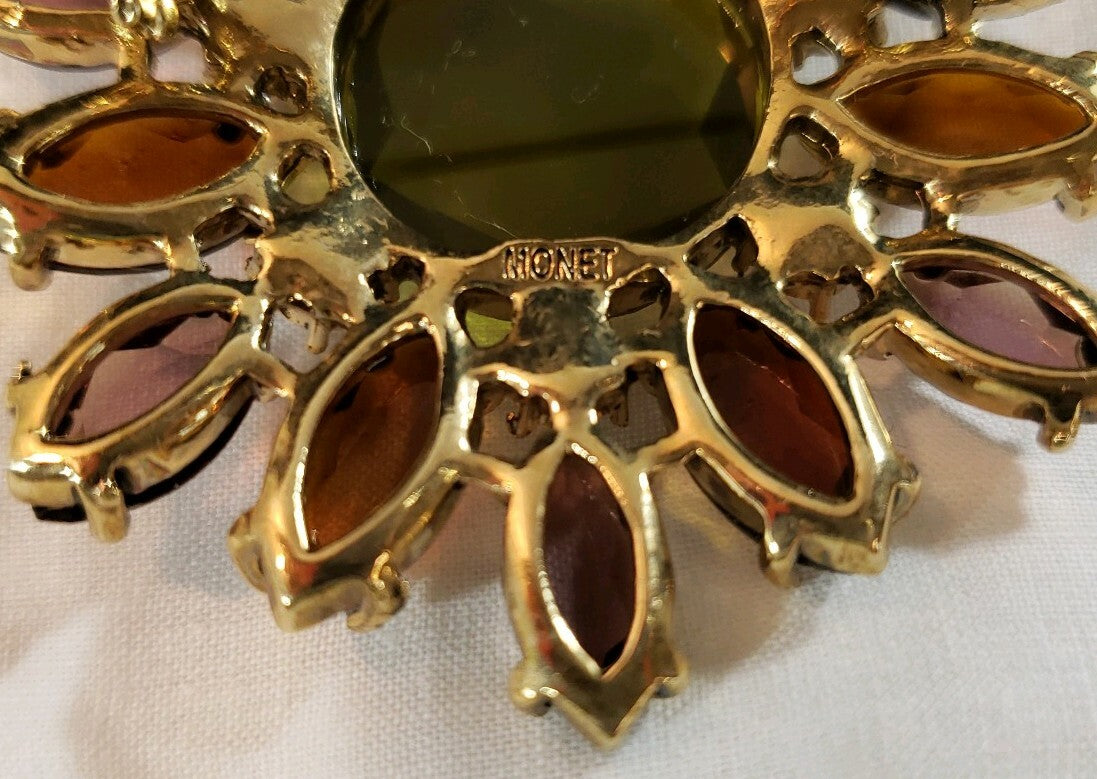 Vintage Signed Monet Topaz+ Green Rhinestone Round Brooch Flower Pin