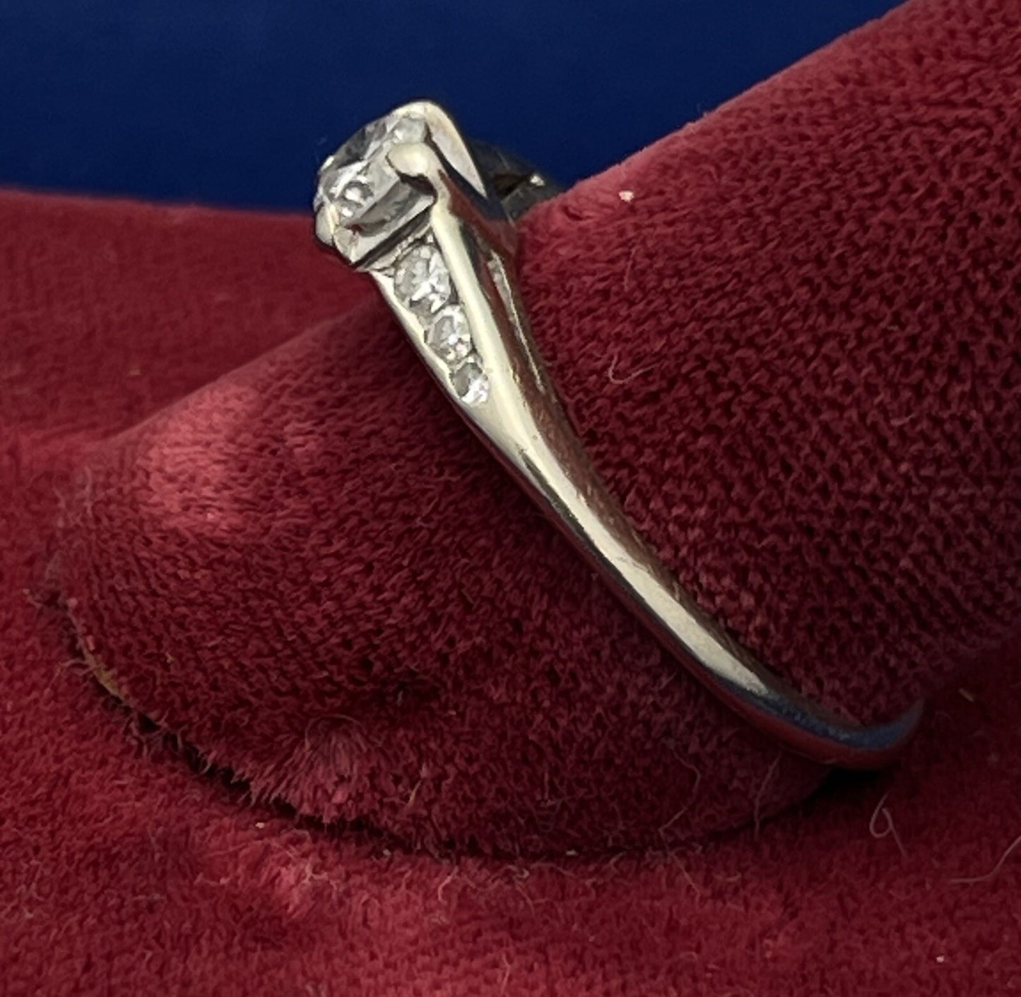 1.8g 14K White Gold Diamond Wedding Band Ring Size 5.5