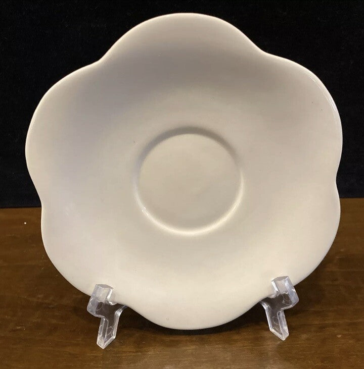 Maryse Boxer White Flower Petal Cup & Saucer Set of 4