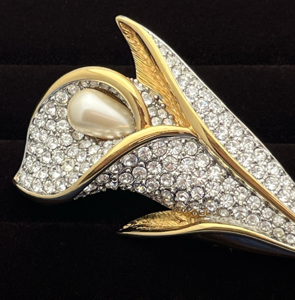Signed SWAROVSKI Crystal Calla Lily Pin/Brooch 22kt Gold Plated Excellent Cond