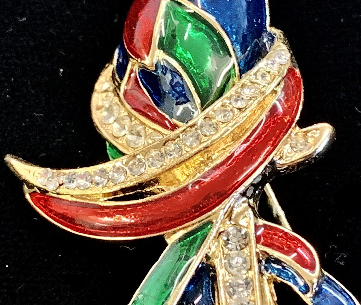 Lind  Signed 14KEP Exotic Bird Parrot Pin Brooch Multicolor Rhinestones 3 1/4" H