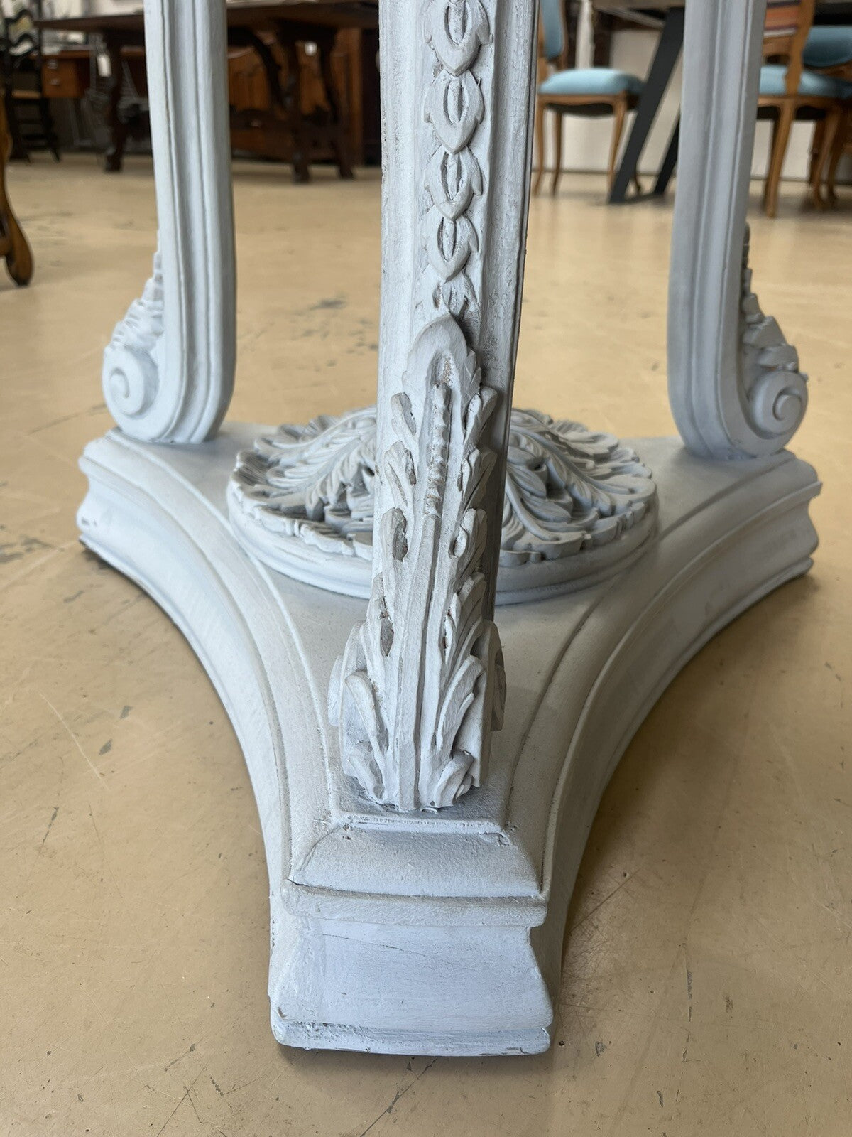 PAIR OF FRENCH LOUIS XIV GRAY-PAINTED TRIPOD JARDINIERES PLANTERS 51.5"H x 25"D