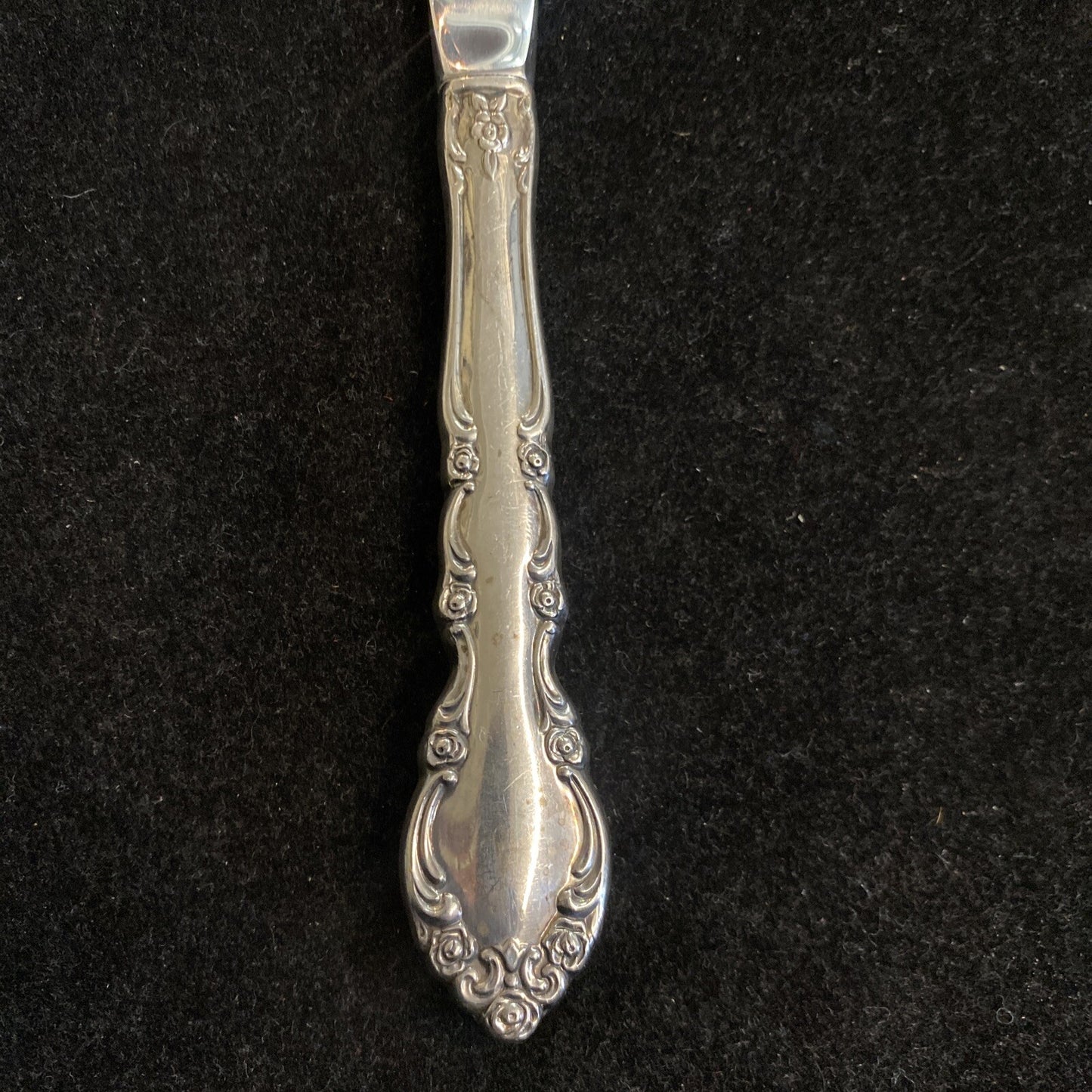 Sterling Heirloom Grandeur Pattern by Oneida 9" Dinner Knife 4 Avail