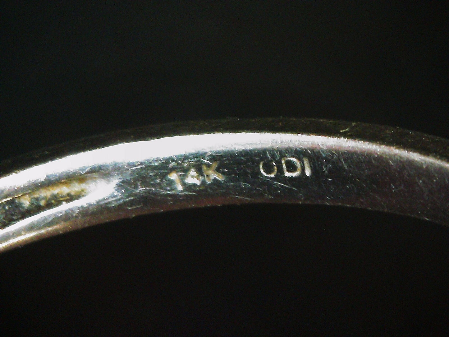 14k White Gold & Diamond Ring SZ 6.5 2.9g