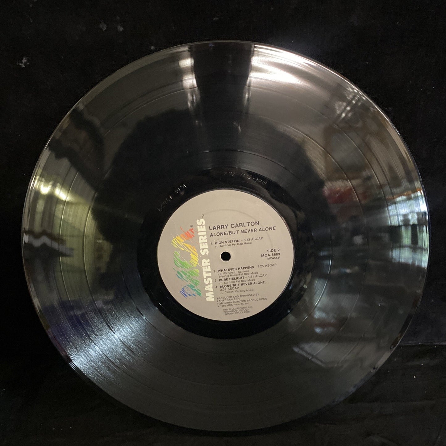 Larry Carlton "Alone/But Never Alone" 1986 MASTERS SERIES MCA-5689 NM/VG+