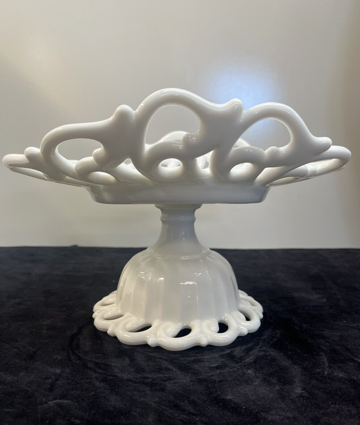 Fostoria Monroe Milk Glass Pedestal Lace Oblong Fruit / Banana Bowl
